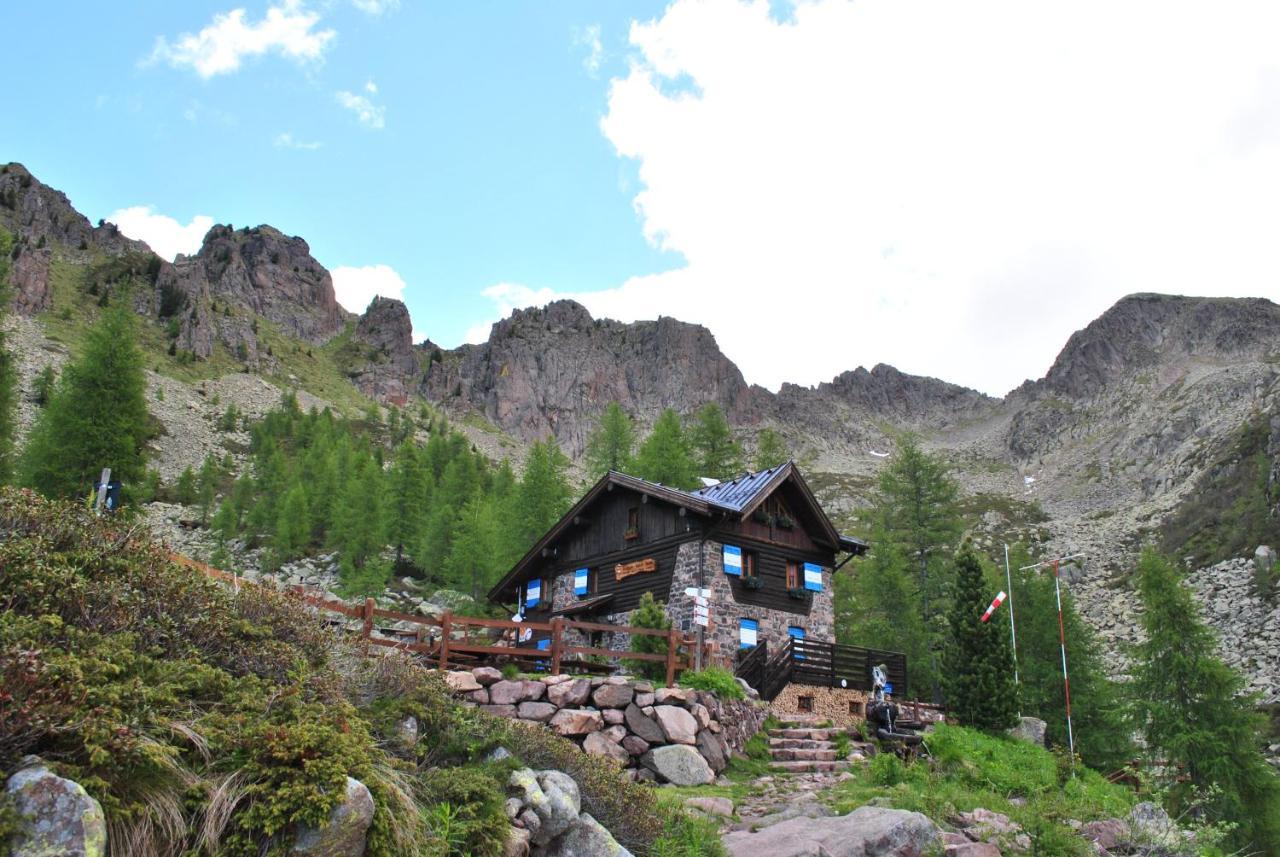 Hotel Belvedere Wellness & Family Baselga di Pinè Kültér fotó